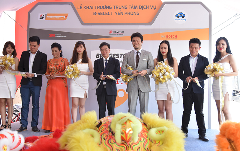 bridgestone-lan-banh-an-toan-tai-tp-hcm-thu-hut-200-khach-hang-tham-gia