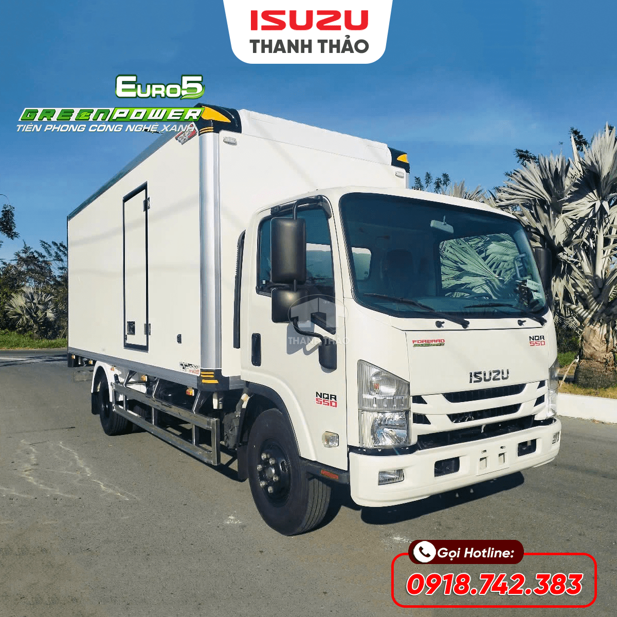 Xe tải Isuzu NQR550 Thùng Bảo Ôn - Tải 5 tấn - Thùng dài 5m6