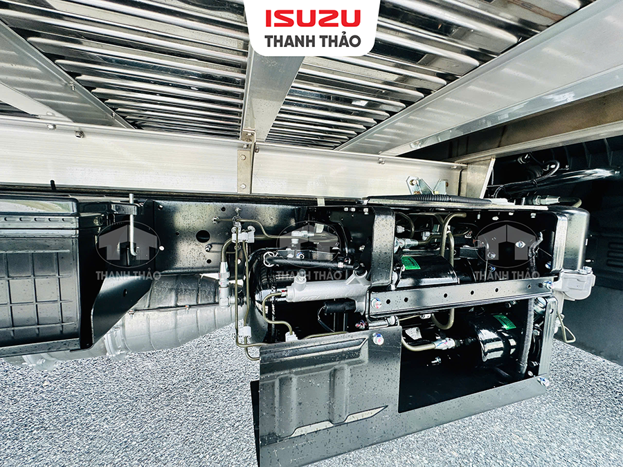 Xe tải Isuzu FSR700 - Thùng Mui bạt - Tải 7.8 tấn - Thùng dài 6m1