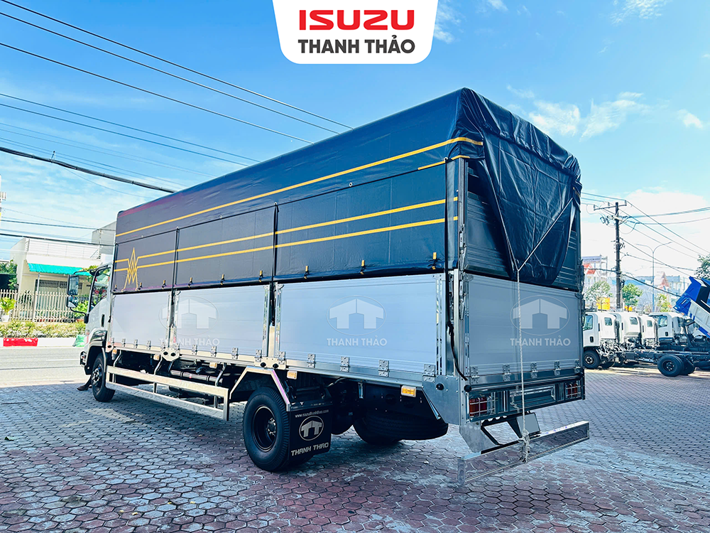 Xe tải Isuzu FRR650 Mui bạt bửng nhôm - Tải trọng 6.2 tấn - Thùng dài 6m6
