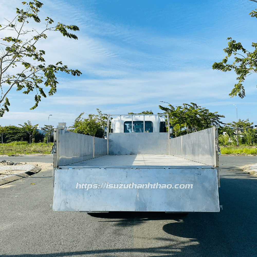 Xe Tải Isuzu FRR650 Thùng lửng 304 - Tải 6.8 tấn - Thùng dài 6m7