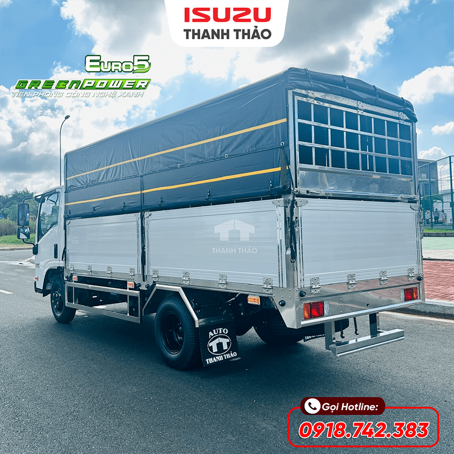 Xe tải Isuzu QKR270 Mui Bạt - Tải 2.7 tấn - Thùng dài 4m4