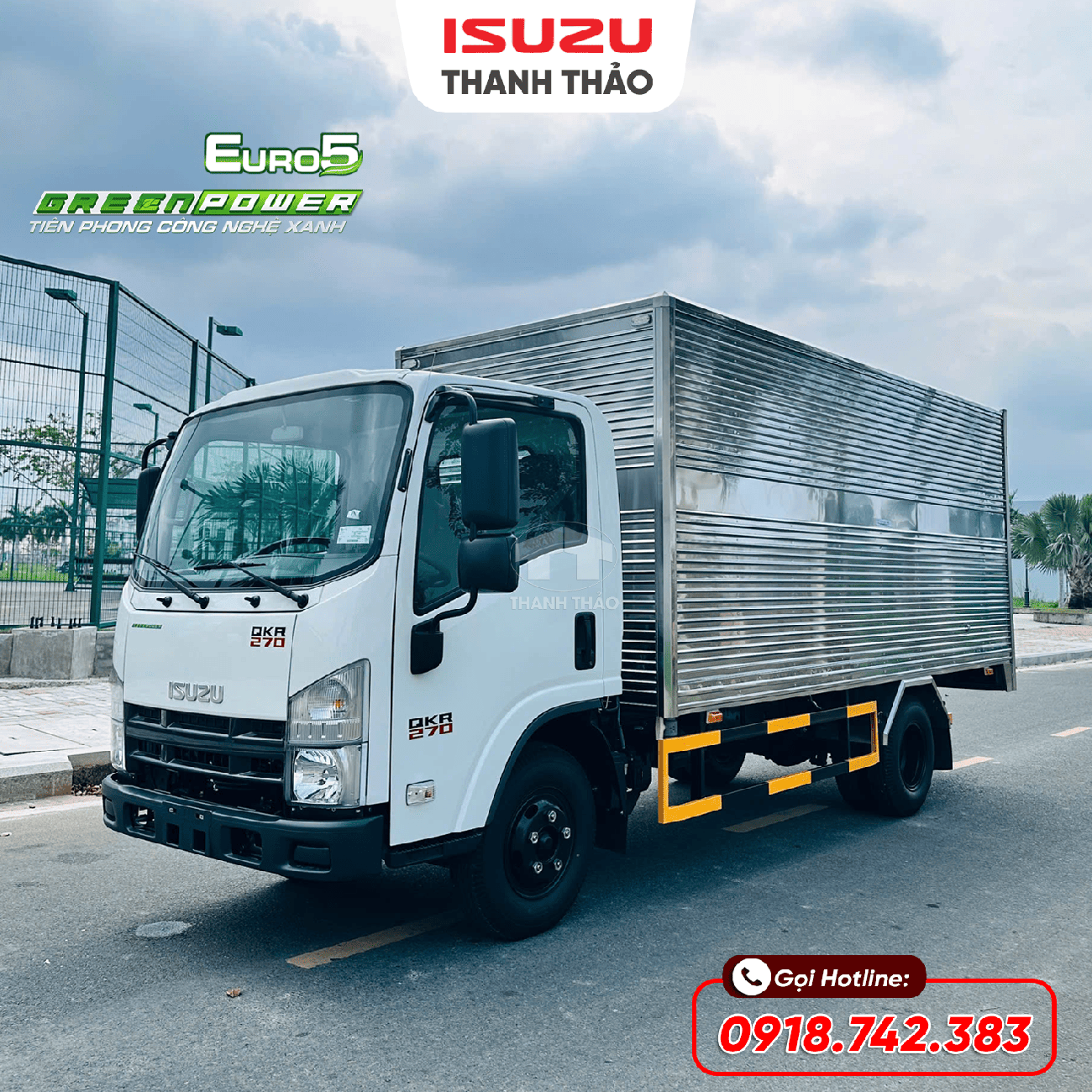 Xe tải Isuzu QKR270 Thùng Kín TC - Tải 2.5 tấn - Thùng dài 4m4