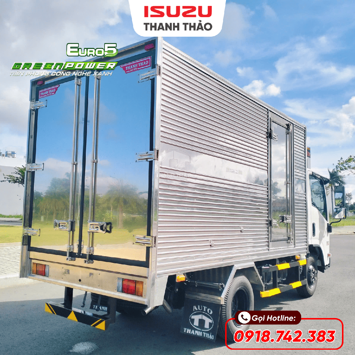 Xe tải Isuzu QKR230 Thùng Kín TC - Tải 2.5 tấn - Thùng dài 3m6