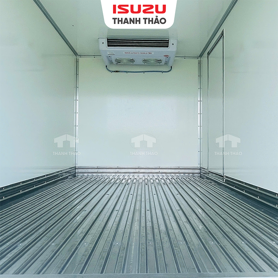 Xe tải Isuzu QKR230 Đông Lạnh - Tải 2.1 tấn - Thùng dài 3m5