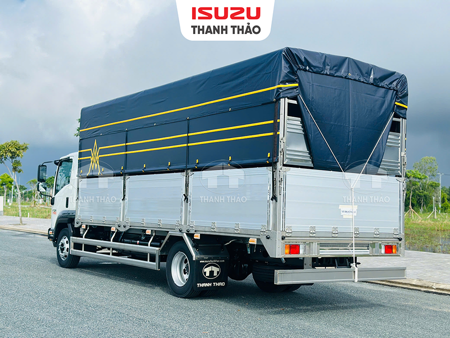 Xe tải Isuzu FSR700 - Thùng Mui bạt - Tải 7.8 tấn - Thùng dài 6m1