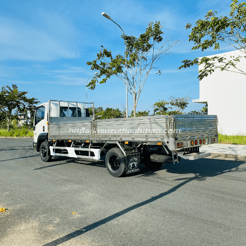 Xe Tải Isuzu FRR650 Thùng lửng 304 - Tải 6.8 tấn - Thùng dài 6m7