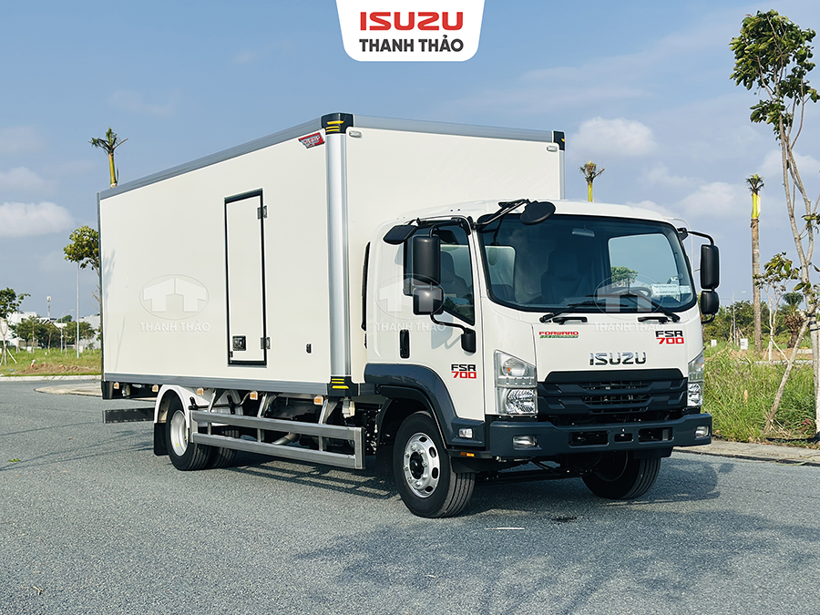 Xe tải Isuzu FSR700 - Thùng Bảo Ôn Thanh Thảo