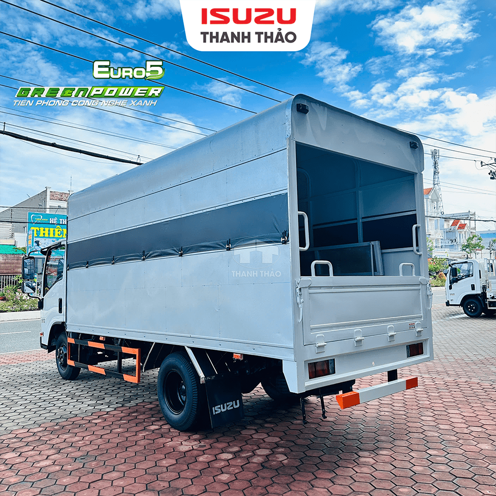 Xe tải Isuzu QKR210 Tập Lái hạng C1