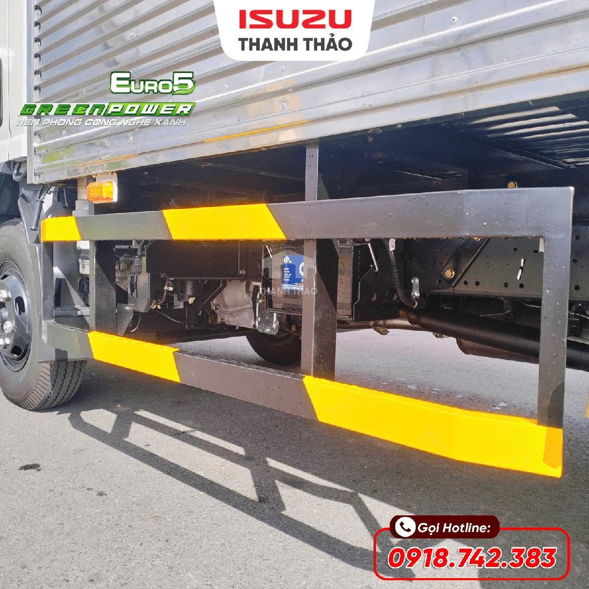 Xe tải Isuzu QKR230 Thùng Kín TC - Tải 2.5 tấn - Thùng dài 3m6