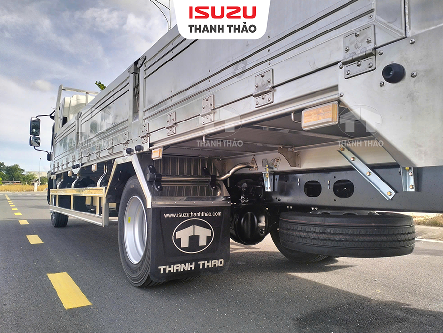 Xe tải Isuzu FSR700 - Thùng Lửng - Tải 8.3 tấn - Thùng dài 6m1
