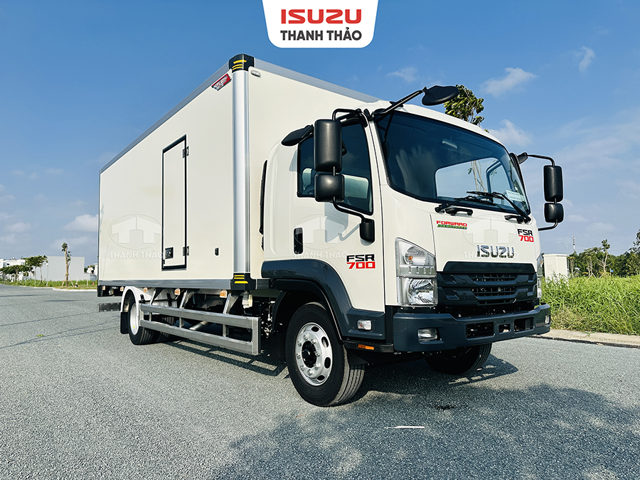 Xe tải Isuzu FSR700 - Thùng Bảo Ôn Thanh Thảo