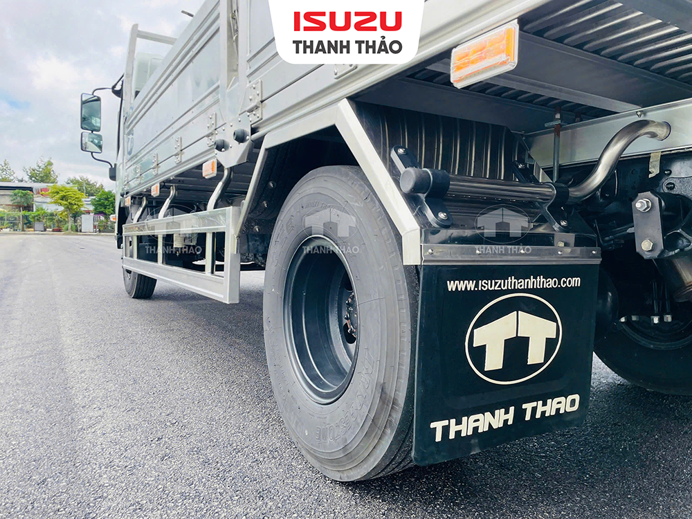 Xe Tải Isuzu NQR550 Thùng Lửng TC - Tải trọng 5.8 tấn -Thùng dài 6m1