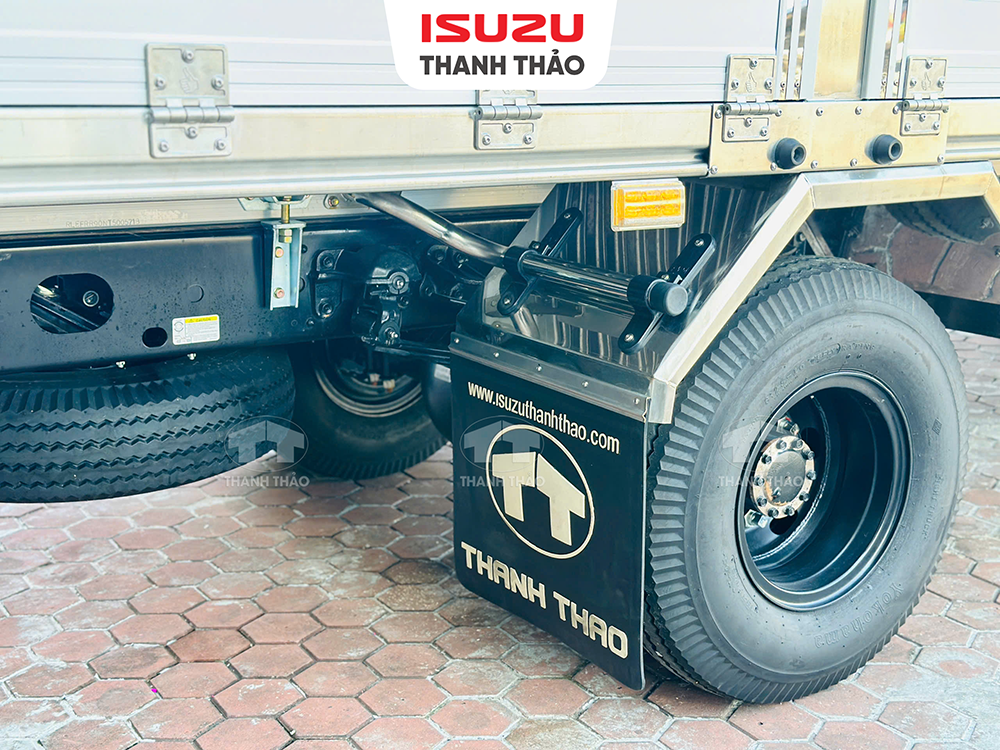 Xe tải Isuzu FRR650 Mui bạt bửng nhôm - Tải trọng 6.2 tấn - Thùng dài 6m6