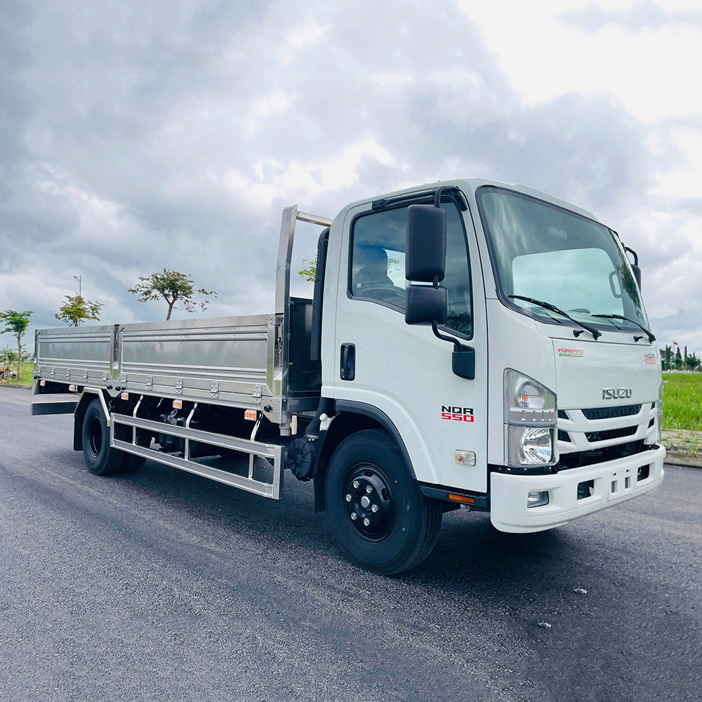 Xe Tải Isuzu NQR550 Thùng Lửng TC - Tải trọng 5.8 tấn -Thùng dài 6m1