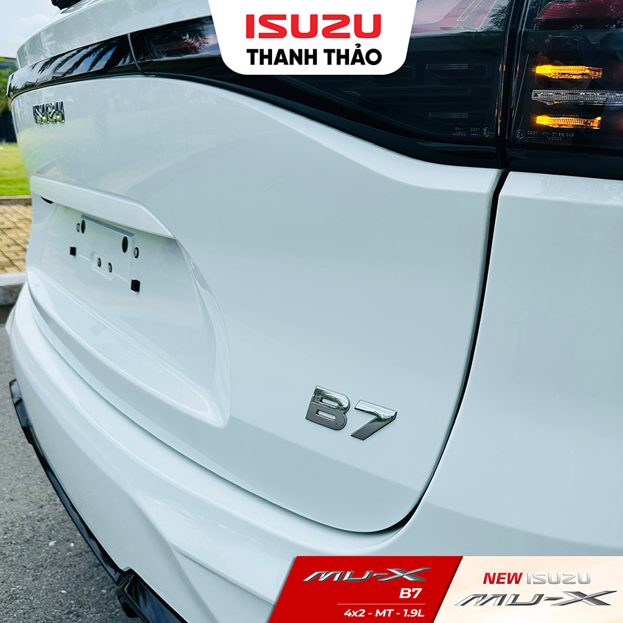 Isuzu Mu-X B7