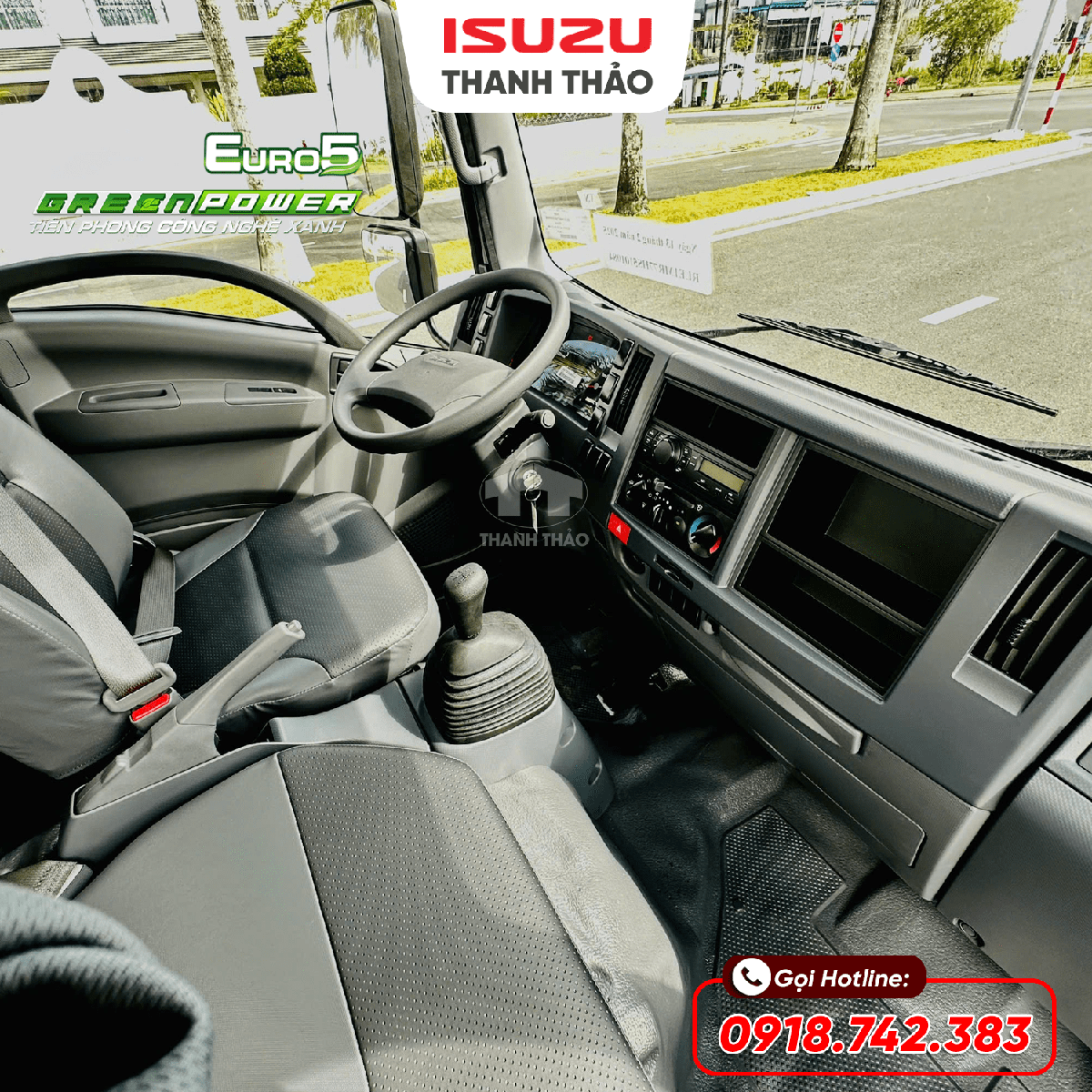 Xe tải Isuzu QKR270 Đông Lạnh - Tải 2.45 tấn - Thùng dài 4m3