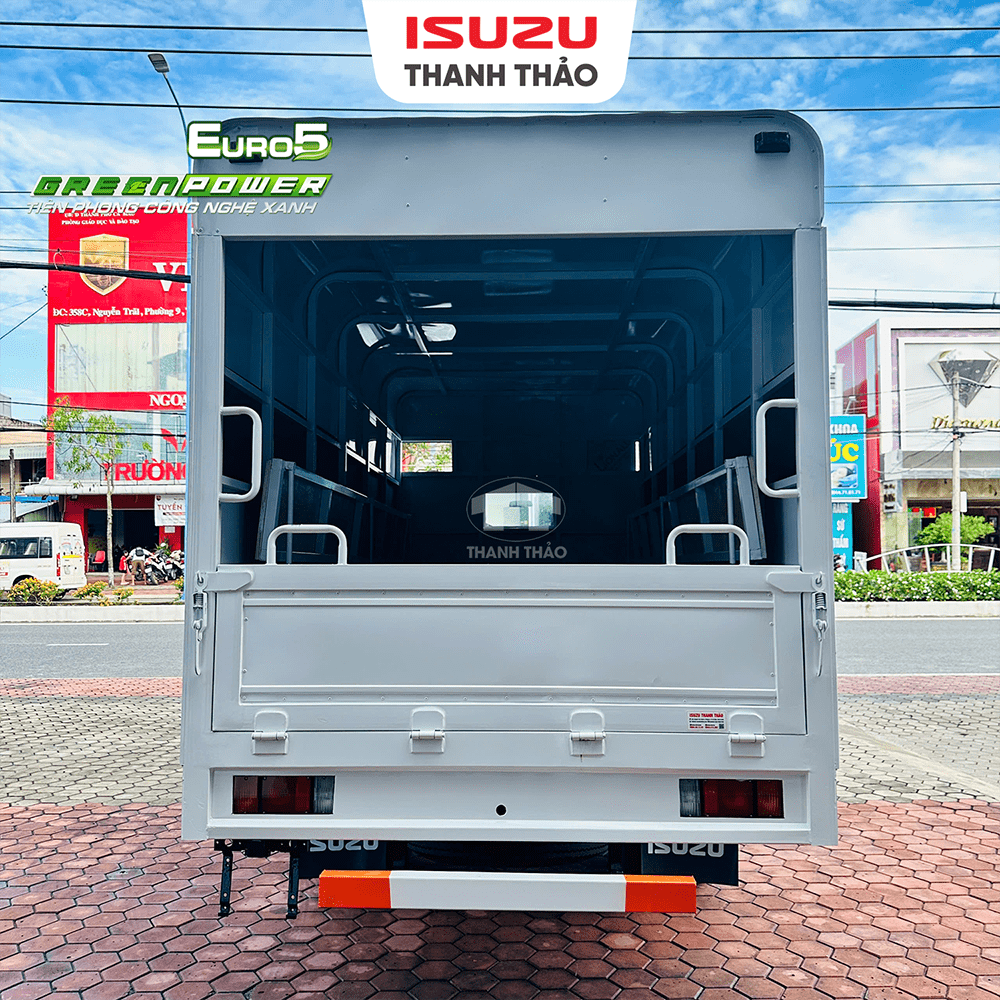 Xe tải Isuzu QKR210 Tập Lái hạng C1