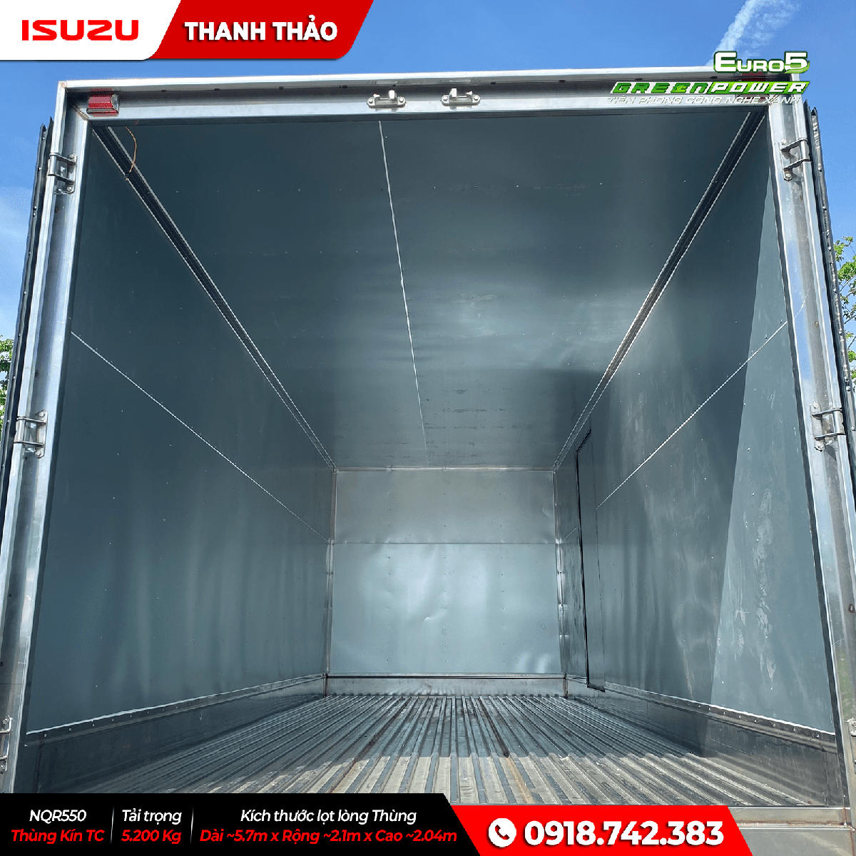Xe tải Isuzu NQR550 Thùng Kín TC - Tải trọng 5.2 tấn - Thùng dài 5m7