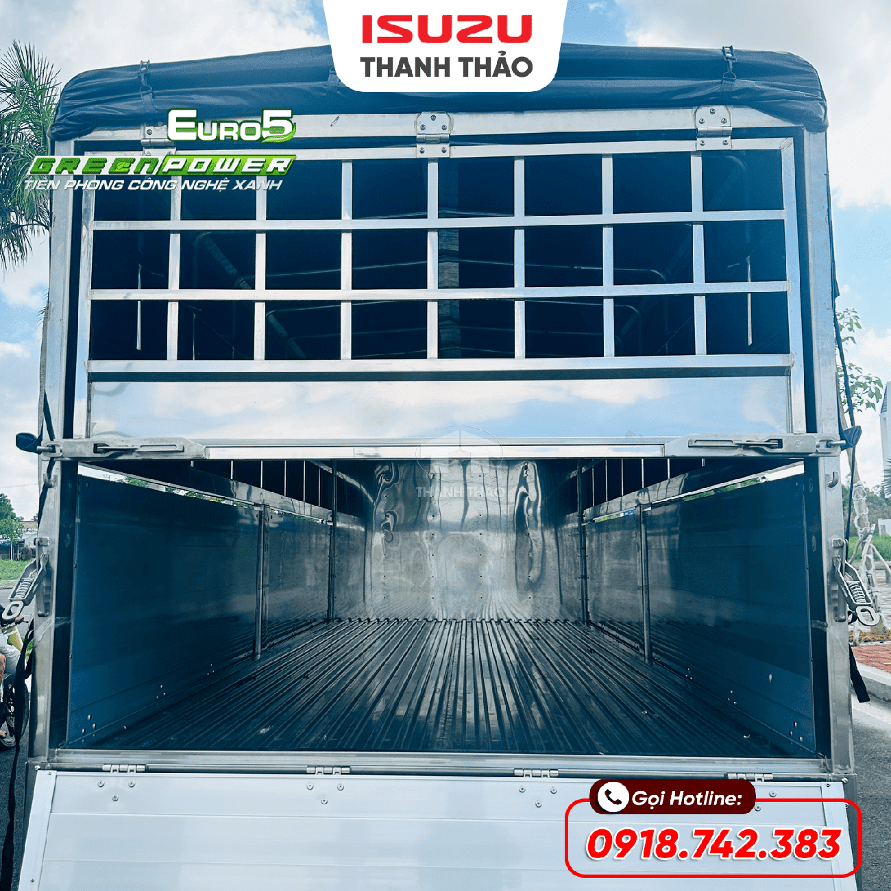 Xe tải Isuzu QKR270 Mui Bạt - Tải 2.7 tấn - Thùng dài 4m4