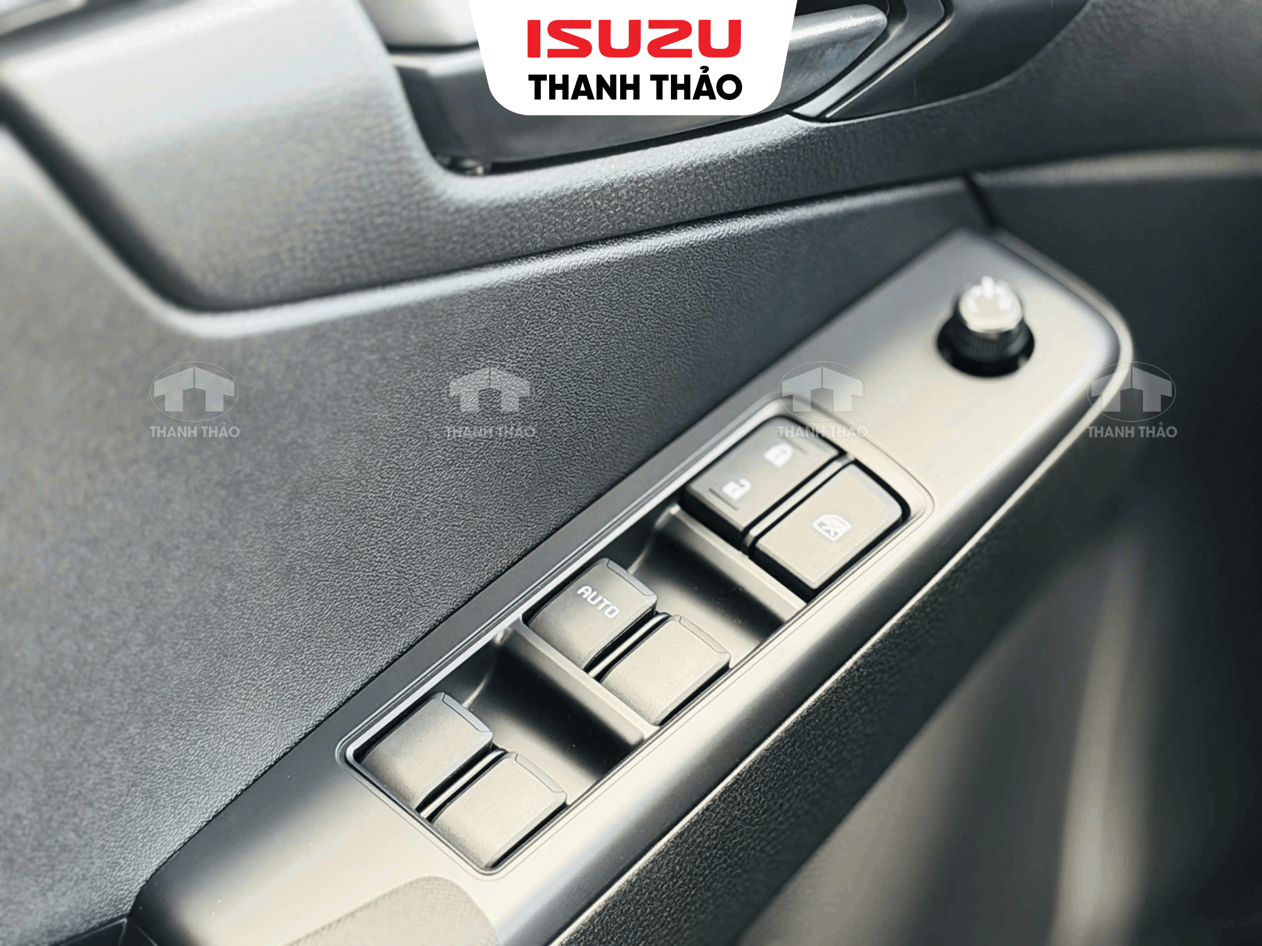 Xe bán tải Isuzu D-Max UTR800 (Cabin kép)