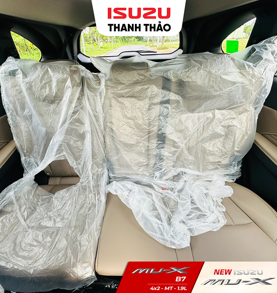 Isuzu Mu-X B7