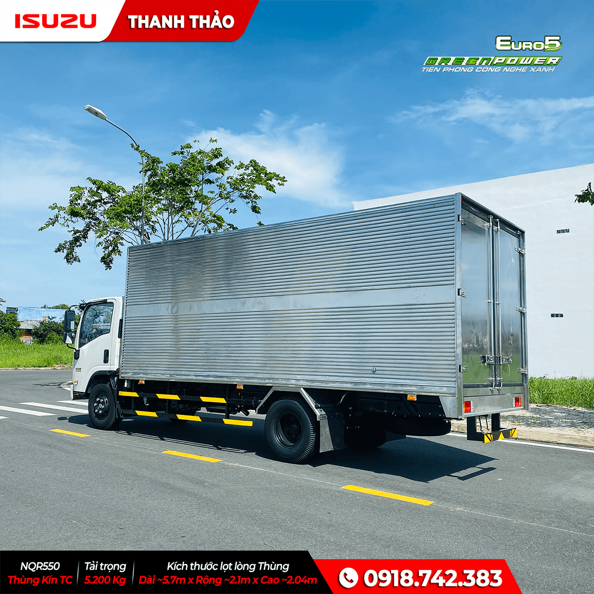 Xe tải Isuzu NQR550 Thùng Kín TC - Tải trọng 5.2 tấn - Thùng dài 5m7