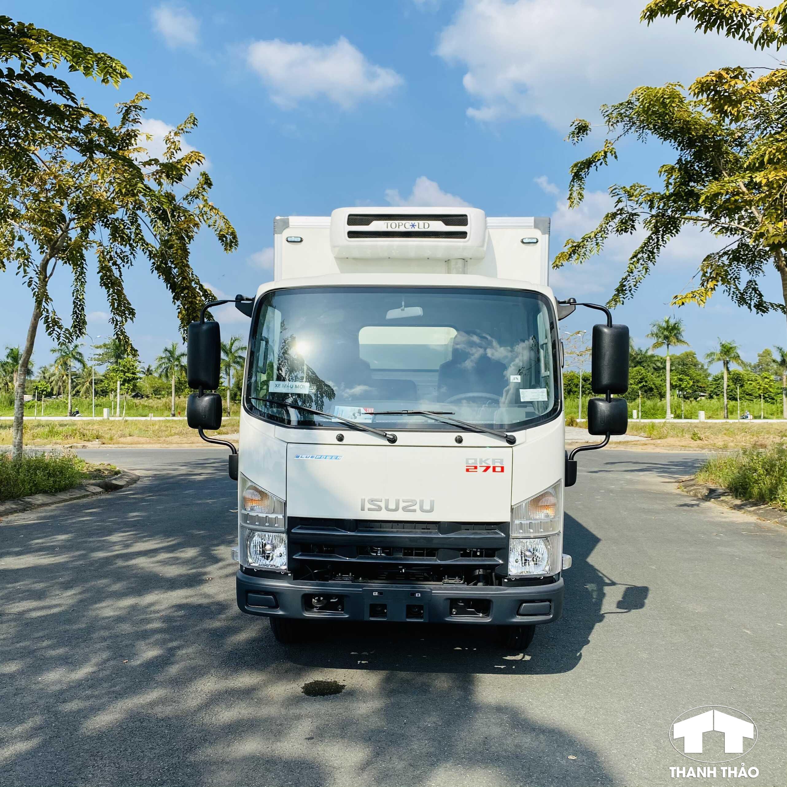 Xe tải Isuzu QKR270 đầu vuông - 2.45 tấn - Thùng Đông Lạnh