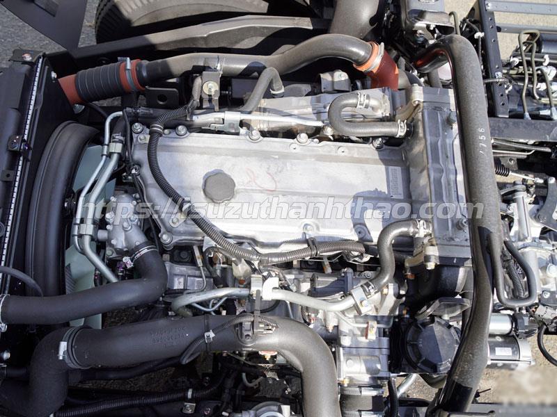 Xe tải Isuzu FRR650 Thùng Kín 304 - Tải trọng 5.75 tấn - Thùng dài 6m6