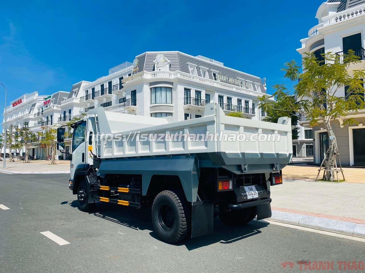 Xe Ben Isuzu FRR650 4.3 khối - Tải trọng 6.3 tấn
