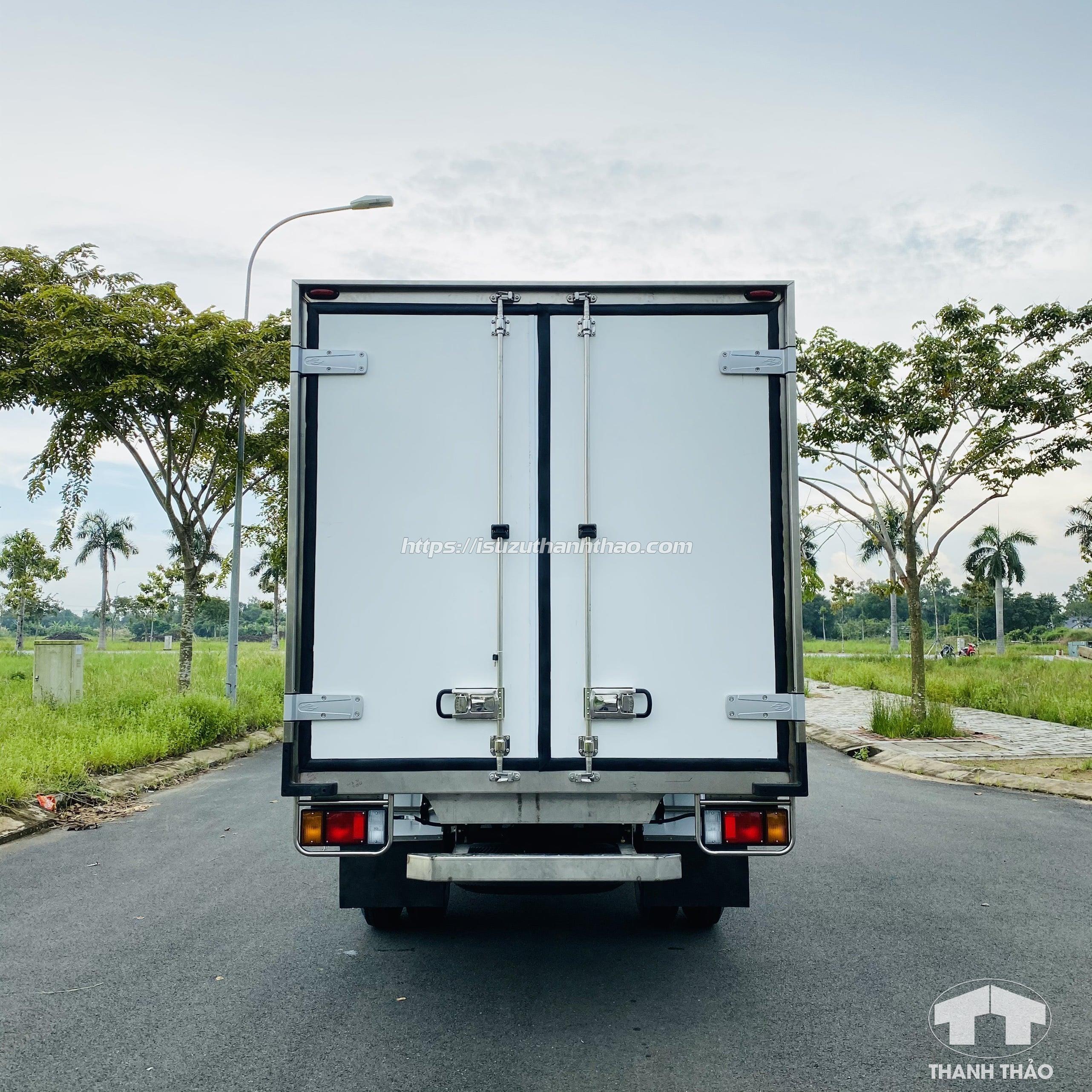 Xe tải Isuzu QKR270 Bảo Ôn - Tải trọng 2.5 tấn - Thùng dài 4m3
