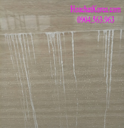 Bề mặt sàn sau khi sử dụng chất tẩy Korea Bề mặt sàn sau khi sử dụng chất tẩy Korea
