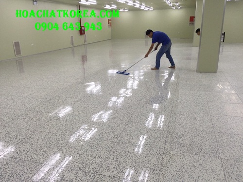 Thi công phủ bóng sàn chống tĩnh điện Thi công phủ bóng sàn chống tĩnh điện