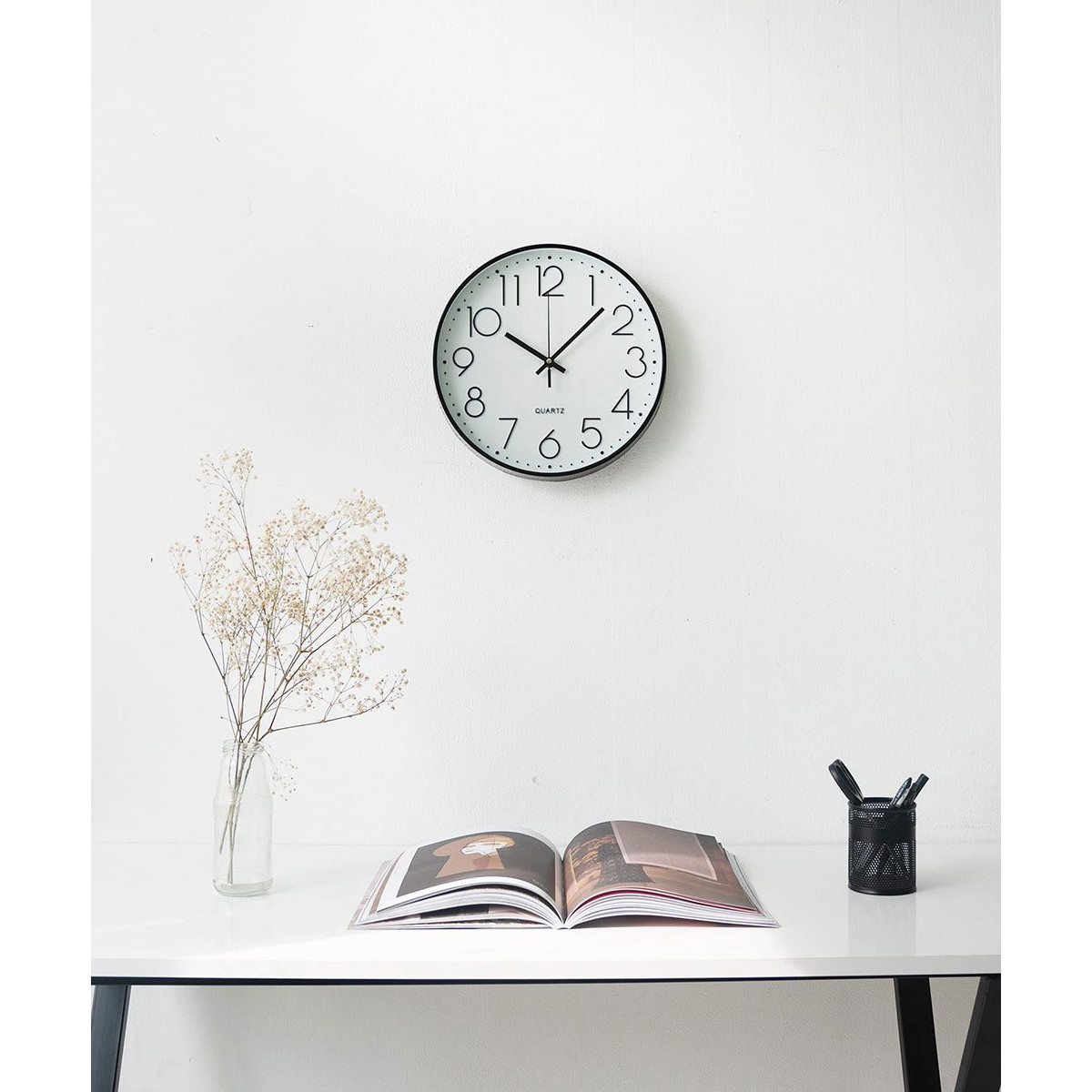 Đồng Hồ Treo Tường Make My Home HONO Trắng Viền Đen