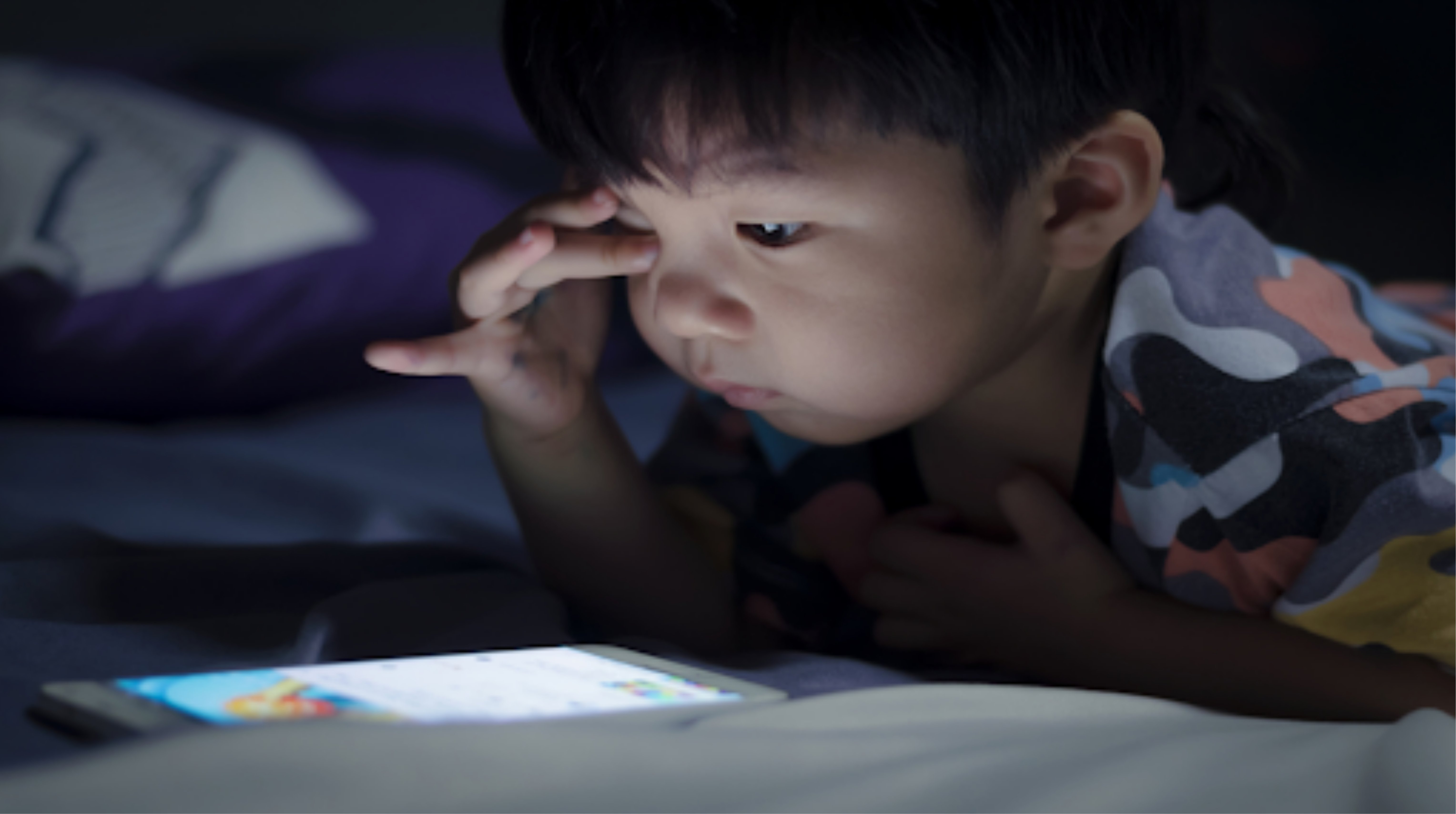 Nguyên nhân phổ biến gây ra tình trạng cận thị ở trẻ