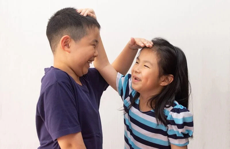 Trẻ nào nên sử dụng Siro tăng cao Nobi Shinchou Eikenbi Kids?