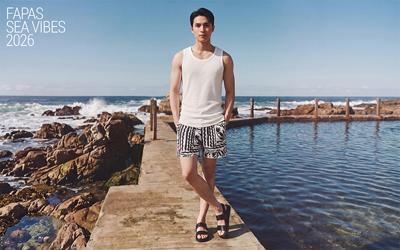 Đơn giản nhưng nổi bật với tanktop và shorts họa tiết – lựa chọn hoàn hảo cho những ngày hè năng động