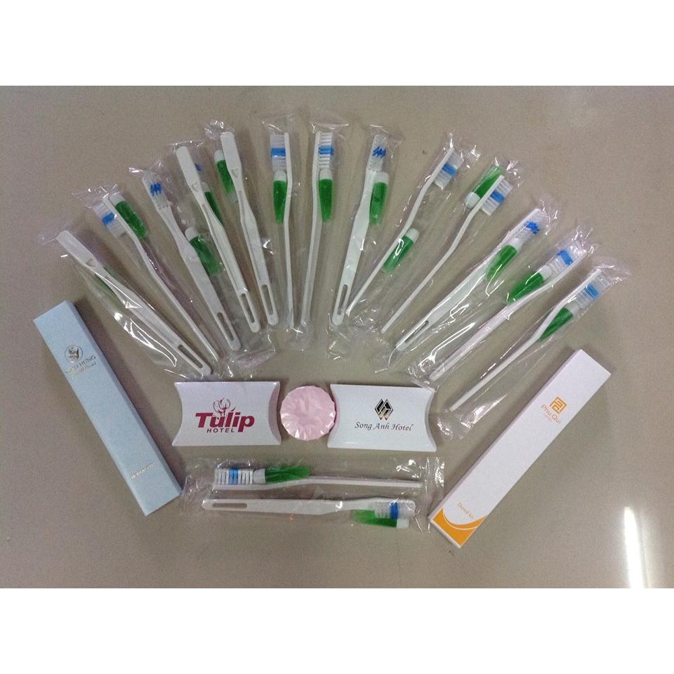 Bàn chải-kem đánh răng