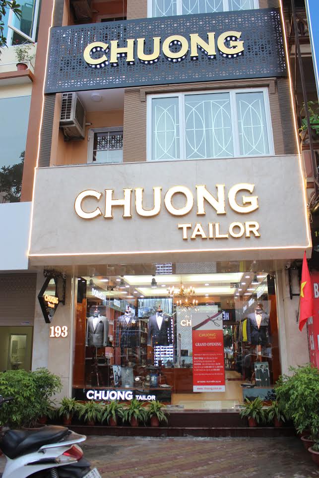 Khai Trương showroom 7 nhãn hiệu Khai Trương showroom 7 nhãn hiệu