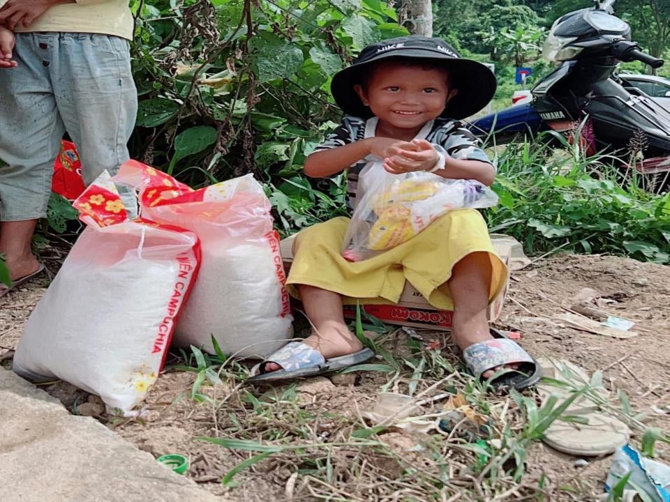 Làng Trên Núi