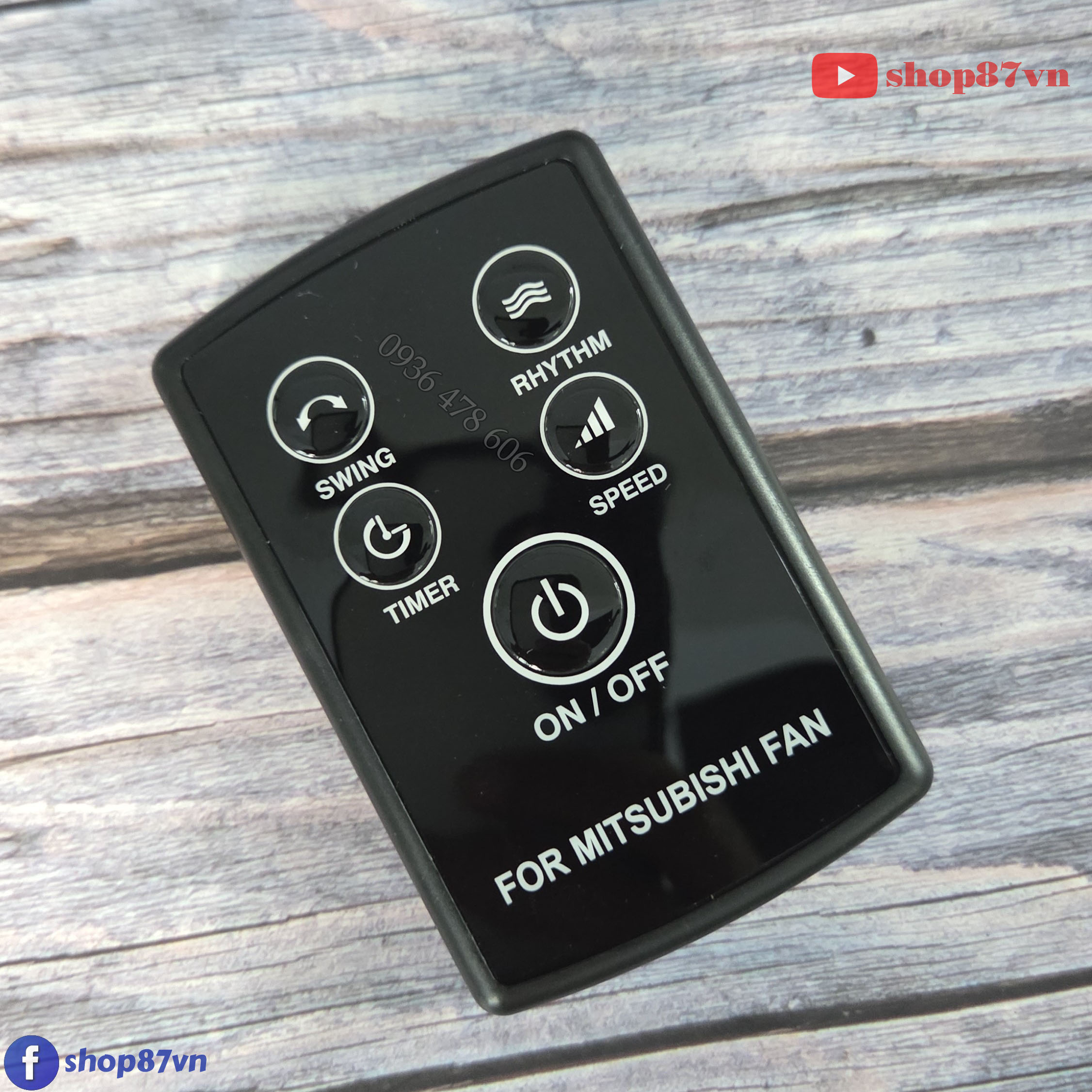 Điều khiển quạt Mitsubishi thế hệ mới dung pin AAA màu đen