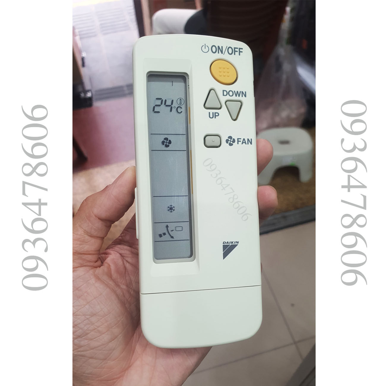 Điều khiển điều hòa Daikin âm trần BRC4C153 chính hãng