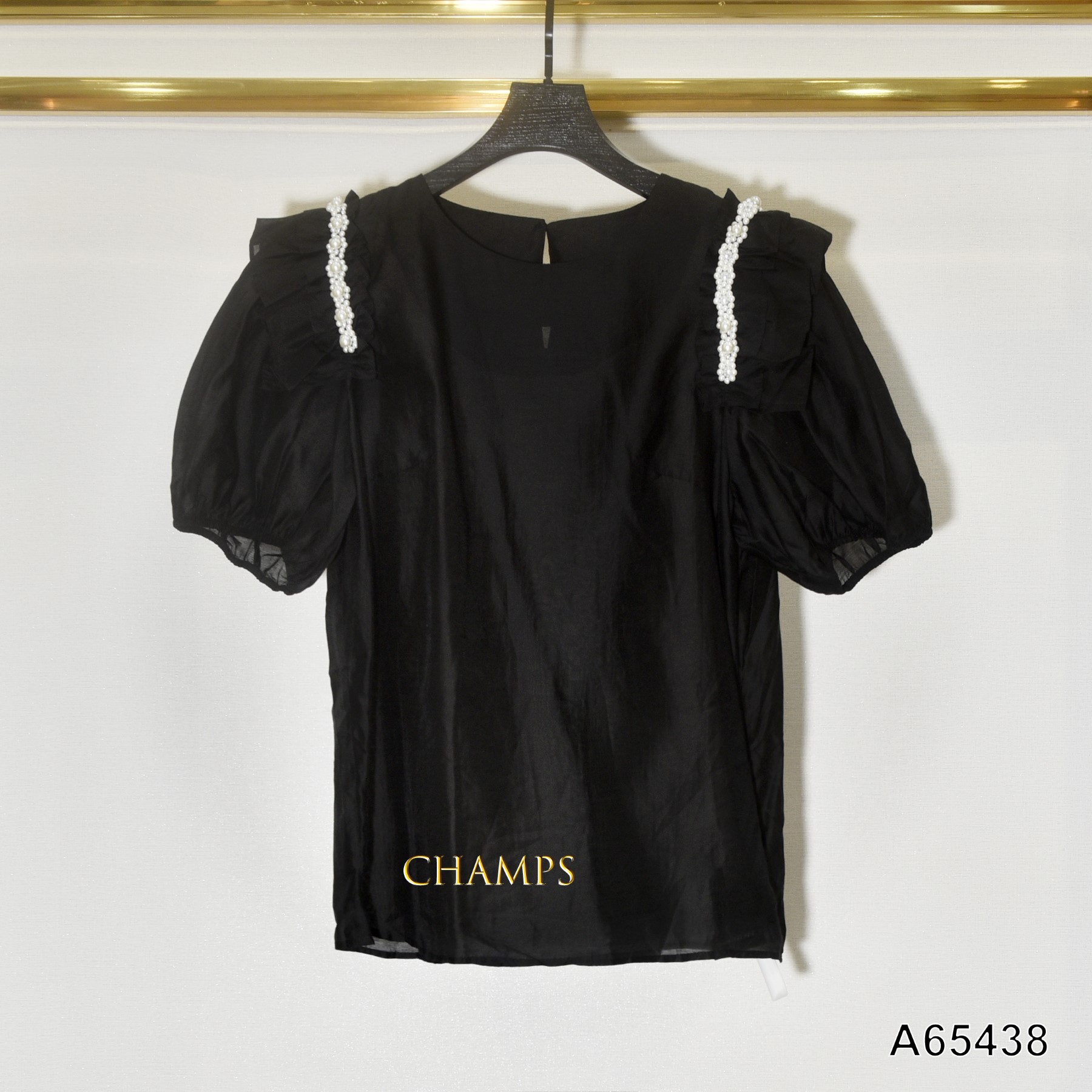 ÁO TƠ ĐEN TAY HẠT BẸT 65438