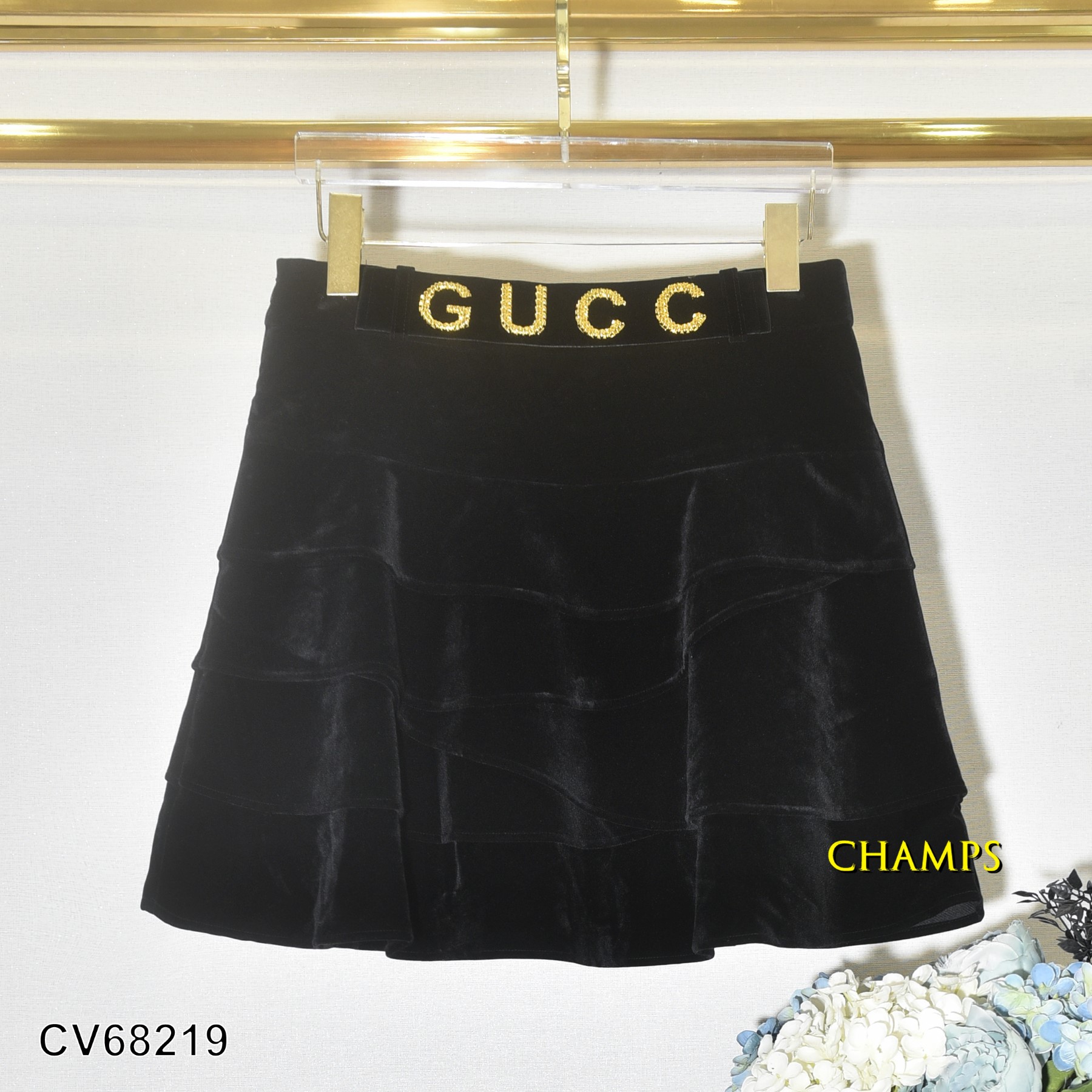 DAY DAY Store - Cam Ranh - Set áo polo + chân váy tennis cạp cao Gucci xanh  lá siêu xịn (kèm nón nguyên set), chất cotton dày mịn. Hàng nhập Quảng  Châu! | Facebook