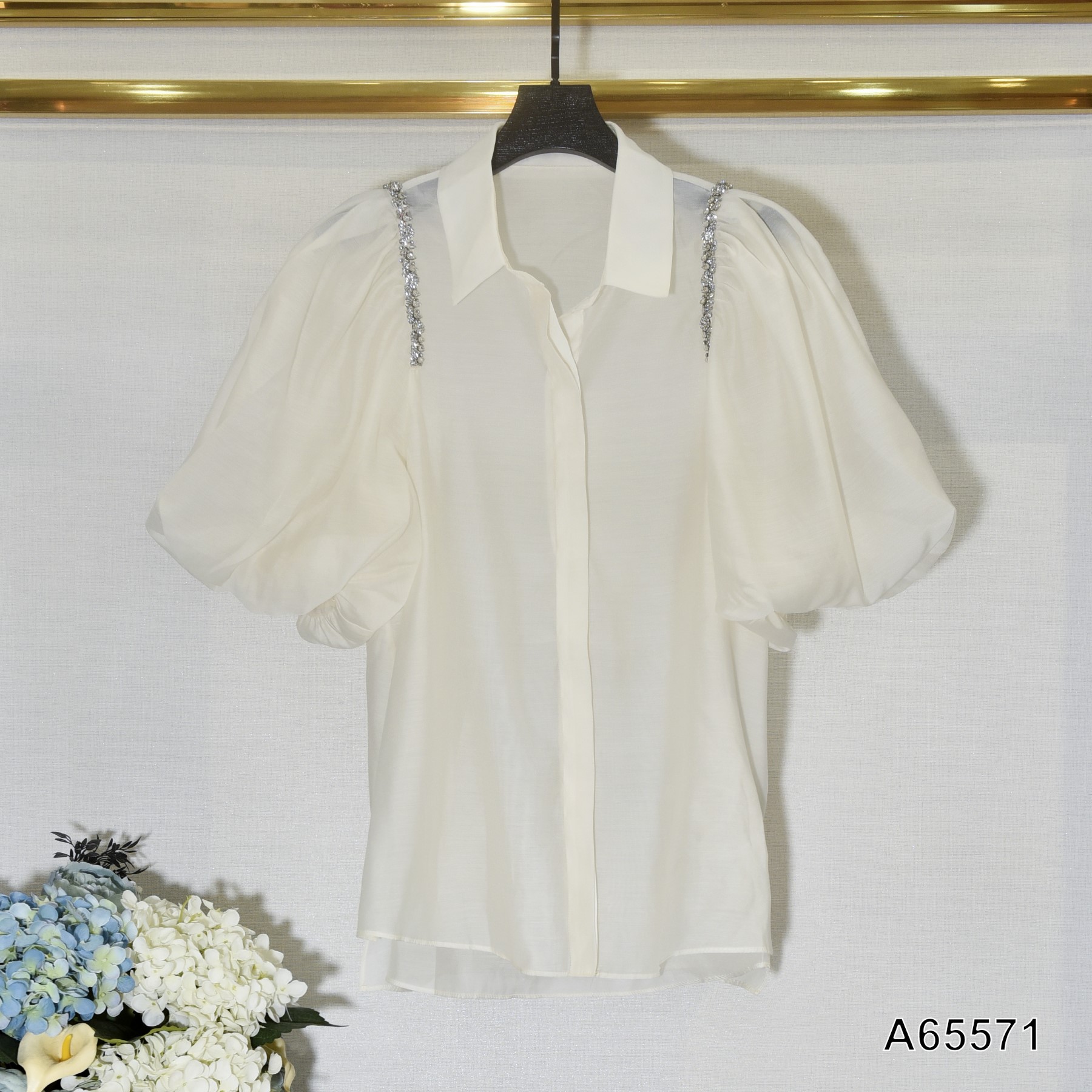 ÁO XÔ KEM VIỀN TAY HẠT ĐÁ +LOT 65571