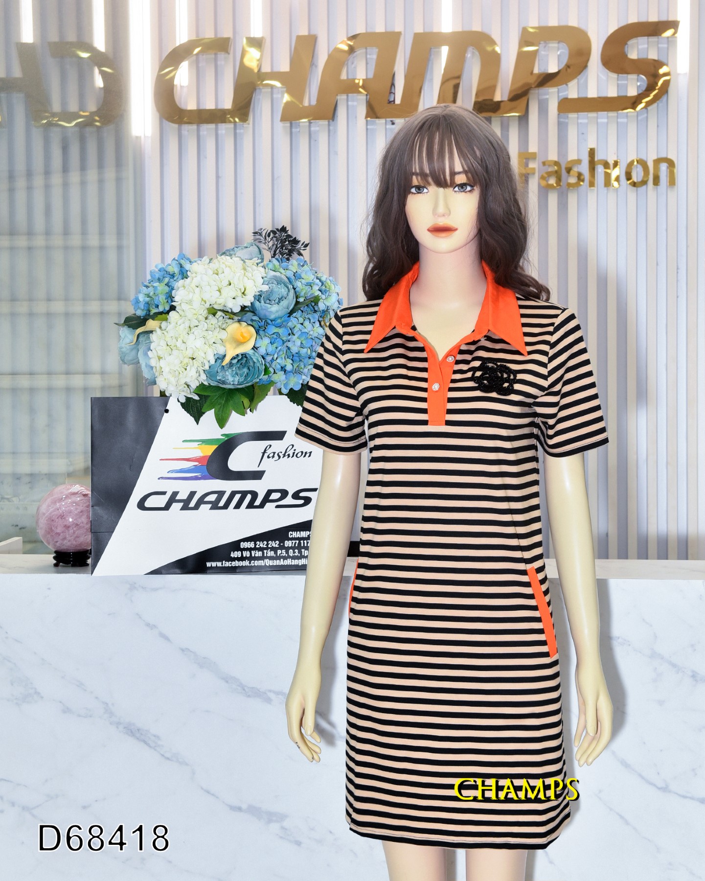 ĐẦM THUN KẺ NÂU CỔ CAM 68418