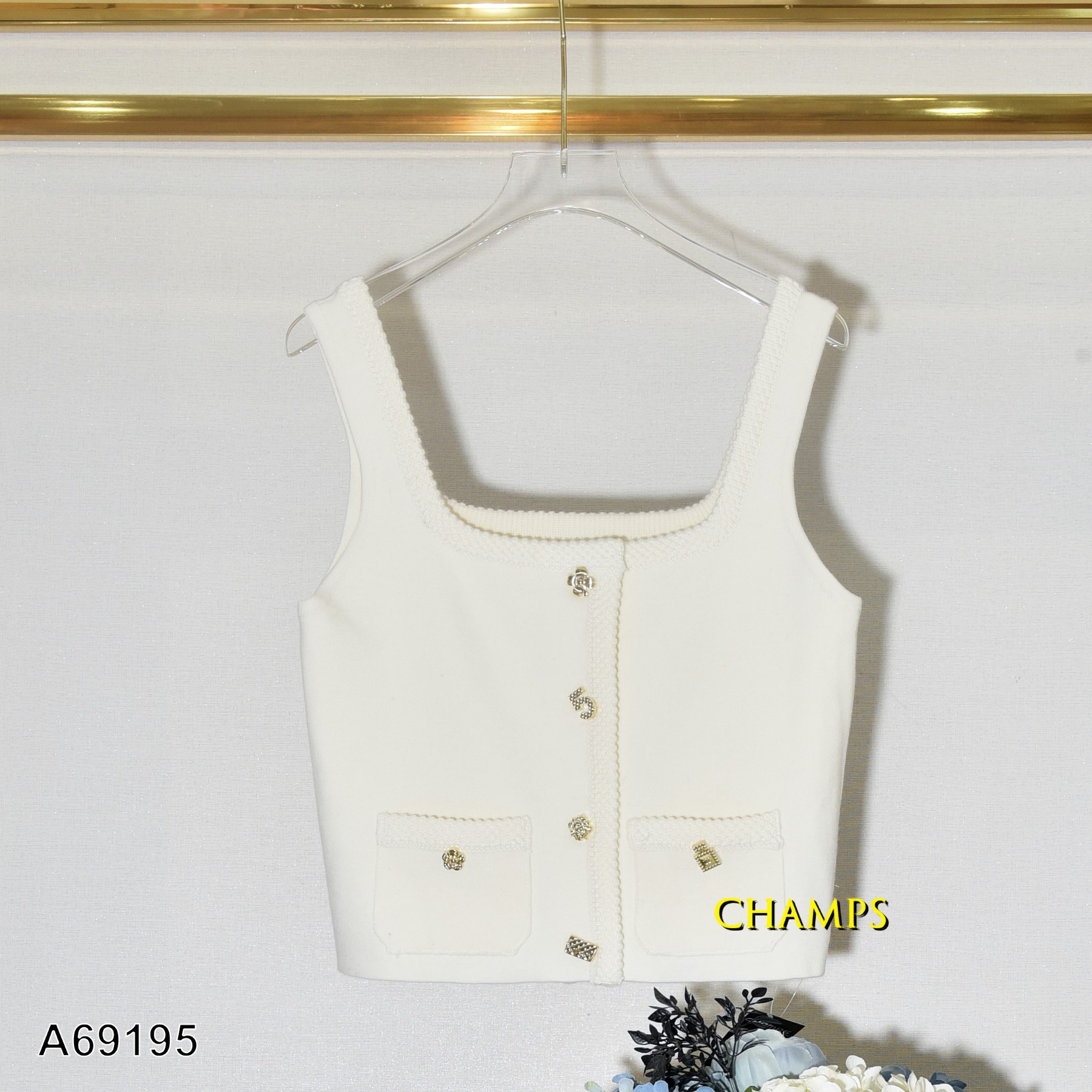 ÁO LEN NÚT HOA VÀNG CHANEL 69195