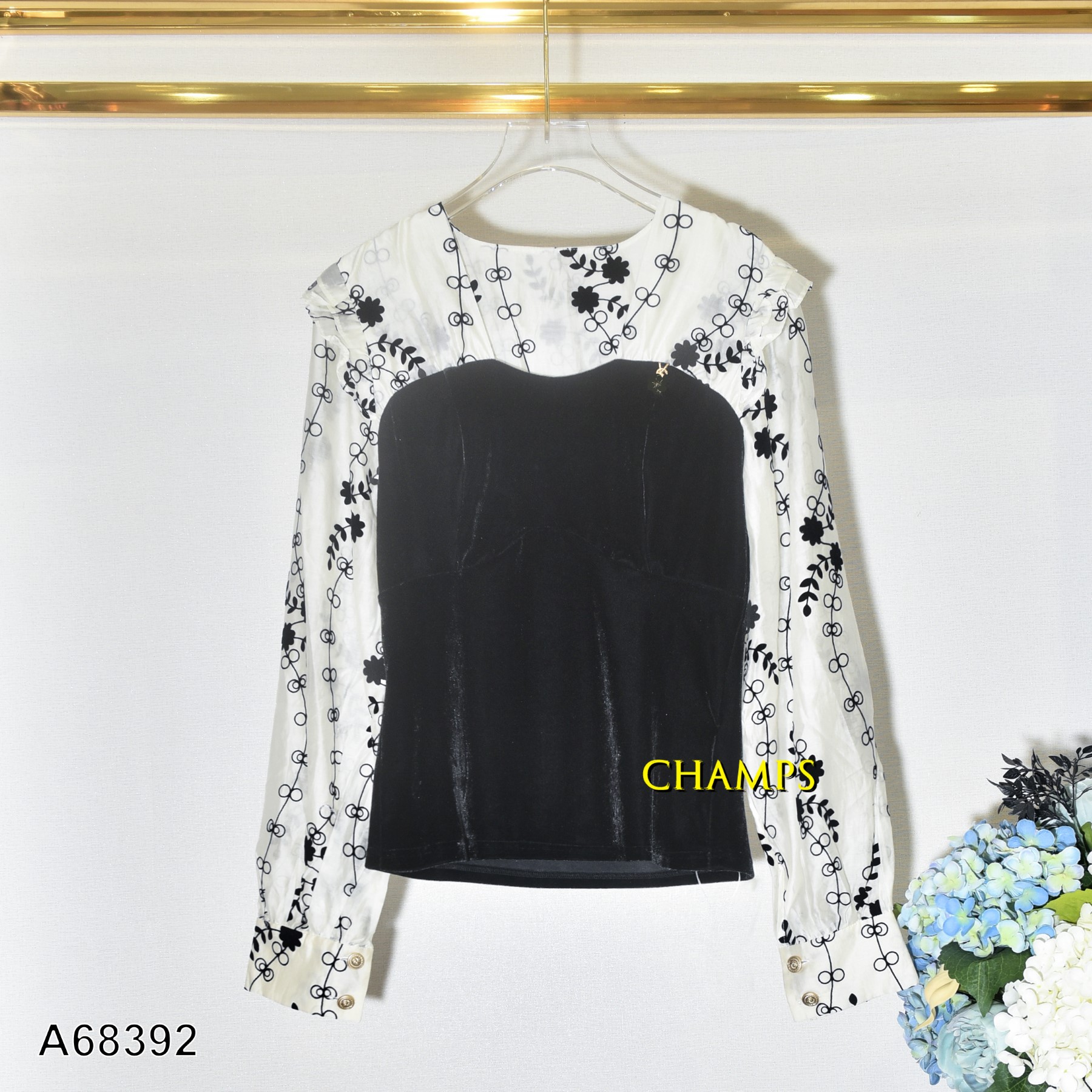 ÁO LEN ĐEN KEM YSL TAY ẨN HOA 68392