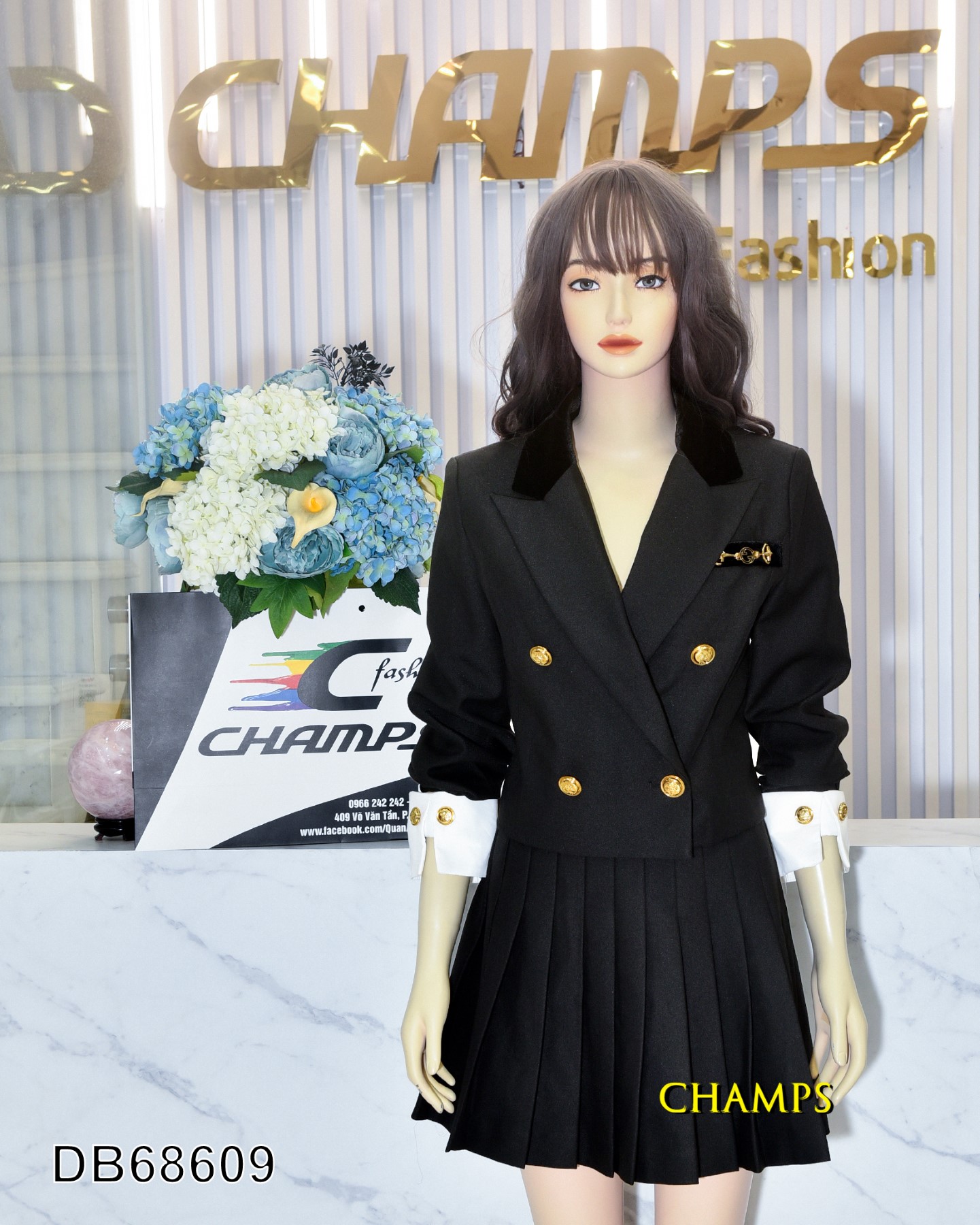 BỘ VEST ĐEN CỔ NHUNG +CV XẾP LY 68609