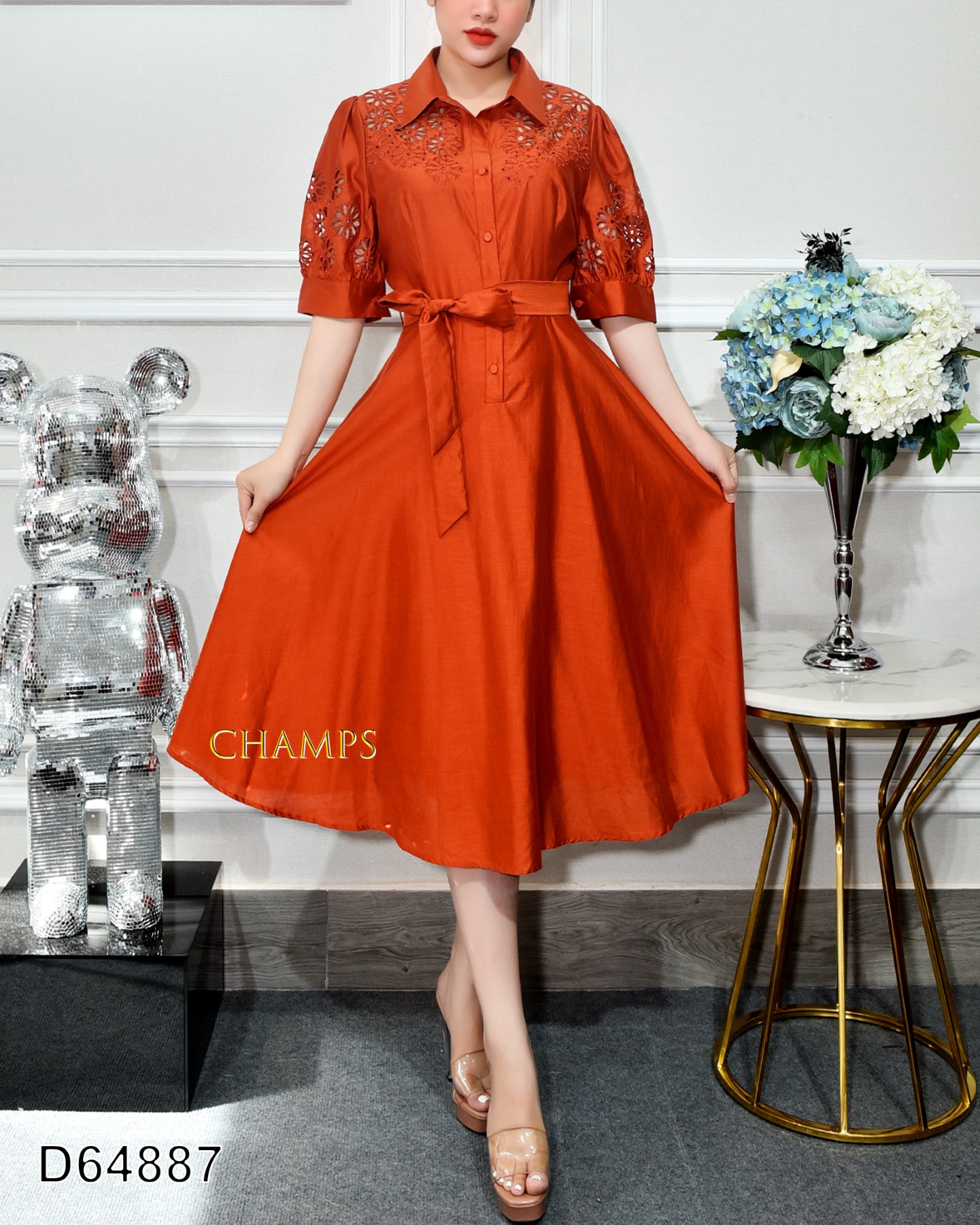 ĐẦM XÔ CAM VAI THÊU LỖ 64887